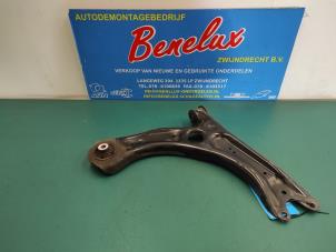 Used Front wishbone, right Seat Arona (KJX) 1.0 TSI 12V Price on request offered by Benelux Zwijndrecht B.V.