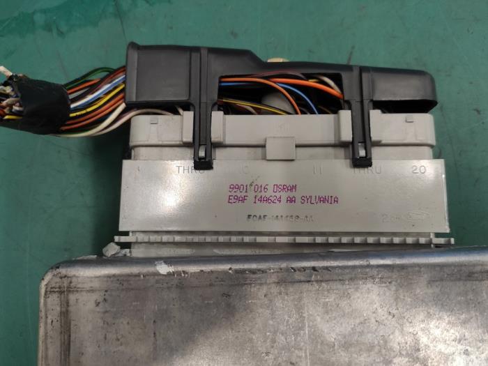 Engine management computer from a Ford Focus 1 1.6 16V 1999