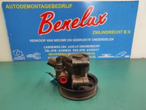 Used Power steering pump Ford Focus 1 1.6 16V Price on request offered by Benelux Zwijndrecht B.V.