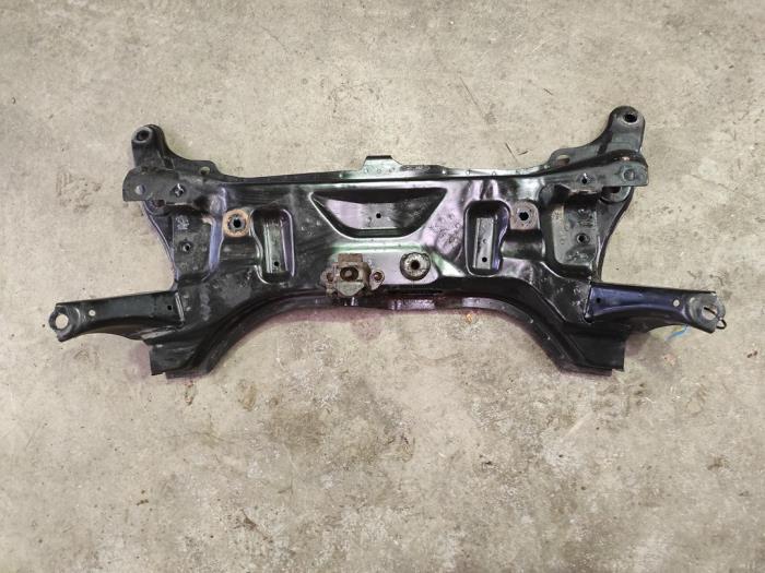 Used Subframe Citroen C1 1.0 Vti 68 12V Price on request offered by Benelux Zwijndrecht B.V.
