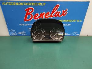 Used Odometer KM BMW 3 serie (E90) 320i 16V Price on request offered by Benelux Zwijndrecht B.V.