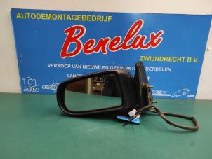 Used Wing mirror, left Mazda Demio (DW) 1.5 16V Price on request offered by Benelux Zwijndrecht B.V.