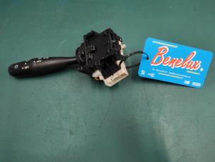Used Indicator switch Daihatsu Sirion 2 (M3) 1.3 16V DVVT Price on request offered by Benelux Zwijndrecht B.V.