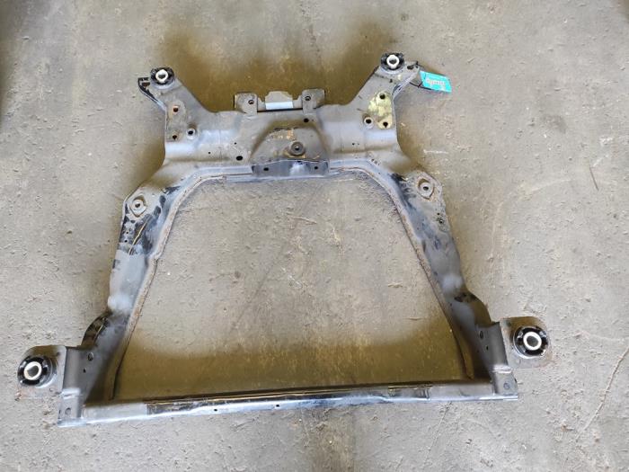 Used Subframe Ford Mondeo V Wagon 2.0 TDCi 150 16V Price on request offered by Benelux Zwijndrecht B.V.
