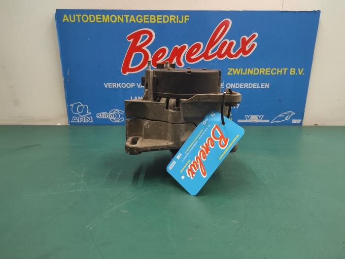 Gebrauchte Dynamo Seat Ibiza II (6K1) 1.6i CLX,GLX,S,SXE Preis auf Anfrage angeboten von Benelux Zwijndrecht B.V.