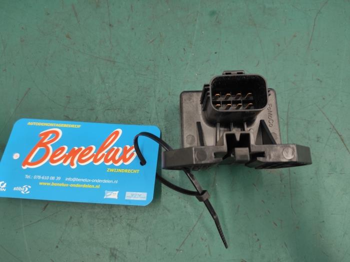 Usagé Module pompe carburant Ford Mondeo V Wagon 2.0 TDCi 150 16V Prix sur demande proposé par Benelux Zwijndrecht B.V.