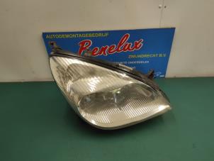 Used Headlight, right Citroen C5 I Berline (DC) 1.8 16V Price on request offered by Benelux Zwijndrecht B.V.