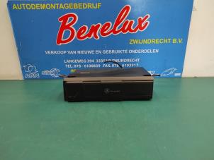 Used CD changer Mercedes C Combi (S203) 2.2 C-200 CDI 16V Price on request offered by Benelux Zwijndrecht B.V.