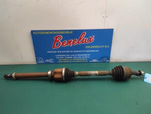 Used Front drive shaft, right Renault Megane IV Estate (RFBK) 1.3 TCE 115 16V Price on request offered by Benelux Zwijndrecht B.V.