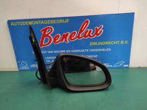 Gebrauchte Außenspiegel rechts Opel Astra J (PC6/PD6/PE6/PF6) 1.6 16V Ecotec Preis auf Anfrage angeboten von Benelux Zwijndrecht B.V.