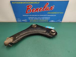 Used Front wishbone, right Renault Megane III Grandtour (KZ) 1.4 16V TCe 130 Price on request offered by Benelux Zwijndrecht B.V.
