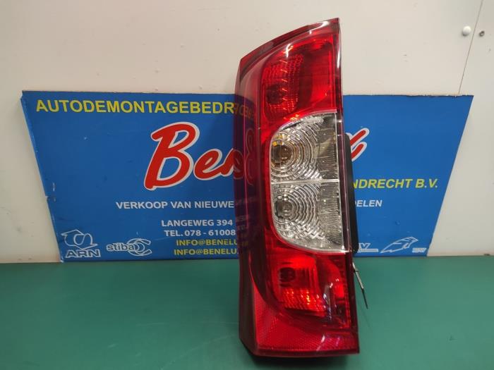 Taillight, left from a Citroën Nemo (AA) 1.4 HDi 70 2008