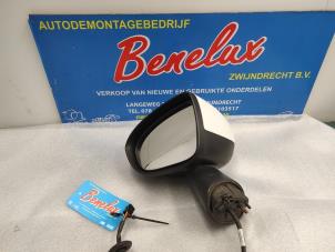 Used Wing mirror, left Opel Meriva 1.3 CDTI 16V Price on request offered by Benelux Zwijndrecht B.V.
