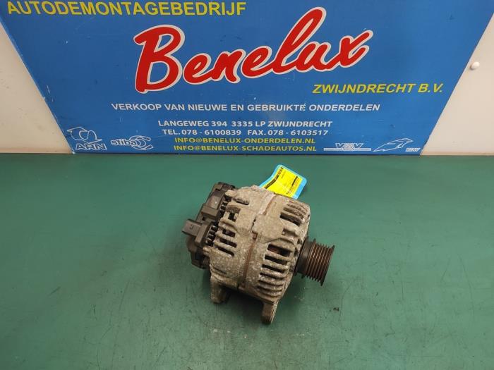 Used Dynamo Volkswagen Polo IV (9N1/2/3) 1.4 16V Price € 35,00 Margin scheme offered by Benelux Zwijndrecht B.V.