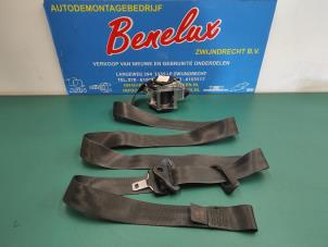 Used Front seatbelt, left Peugeot 206+ (2L/M) 1.4 XS Price on request offered by Benelux Zwijndrecht B.V.