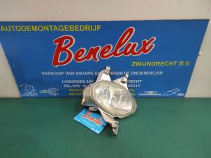 Gebrauchte Nebelscheinwerfer rechts vorne Peugeot 206 CC (2D) 1.6 16V Preis auf Anfrage angeboten von Benelux Zwijndrecht B.V.