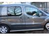 Door 2-door, right from a Citroen Berlingo, 2008 / 2018 1.6 Hdi 90 Phase 2, Delivery, Diesel, 1.560cc, 66kW (90pk), FWD, DV6DTED; 9HF, 2011-12 / 2017-12 2013