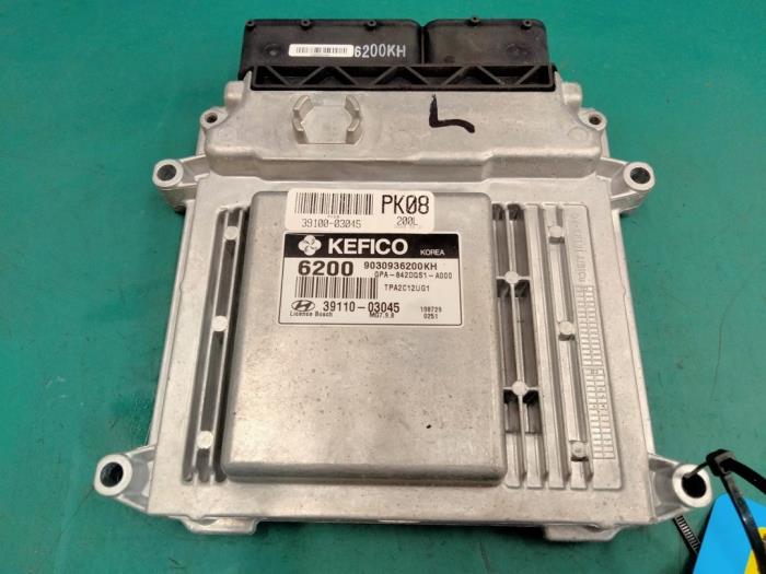 Engine management computer from a Hyundai i10 (F5) 1.2i 16V 2009