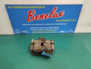Used Front brake calliper, right Hyundai i10 (F5) 1.2i 16V Price on request offered by Benelux Zwijndrecht B.V.