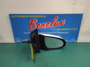 Gebrauchte Außenspiegel rechts Peugeot 108 1.0 12V Preis auf Anfrage angeboten von Benelux Zwijndrecht B.V.