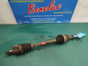 Used Front drive shaft, left Hyundai Getz 1.4i 16V Price on request offered by Benelux Zwijndrecht B.V.
