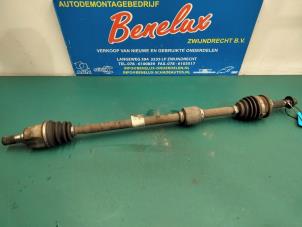 Used Front drive shaft, right Kia Picanto (TA) 1.0 12V Price on request offered by Benelux Zwijndrecht B.V.