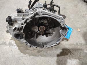 Used Gearbox Kia Picanto (TA) 1.0 12V Price on request offered by Benelux Zwijndrecht B.V.