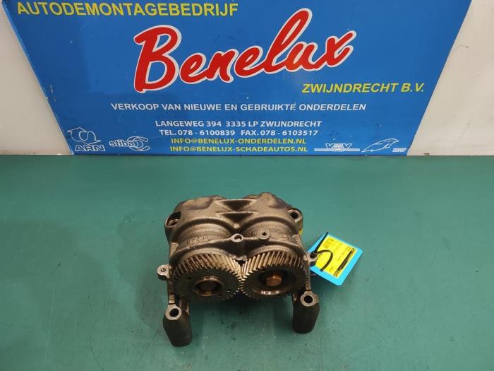 Używane Wal balansujacy Mercedes C (C205) C-250 2.0 16V Cena na żądanie oferowane przez Benelux Zwijndrecht B.V.