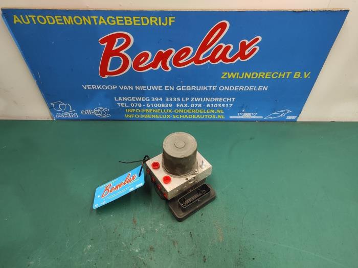 Gebrauchte ABS Pumpe Mercedes Vito (447.6) 1.6 111 CDI 16V Preis auf Anfrage angeboten von Benelux Zwijndrecht B.V.