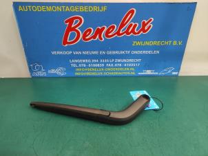 Used Rear wiper arm Chevrolet Spark 1.0 16V Bifuel Price on request offered by Benelux Zwijndrecht B.V.