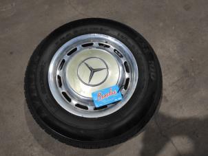 Gebrauchte Felge + Reifen Mercedes 200-300D (W123) 200 D Preis auf Anfrage angeboten von Benelux Zwijndrecht B.V.