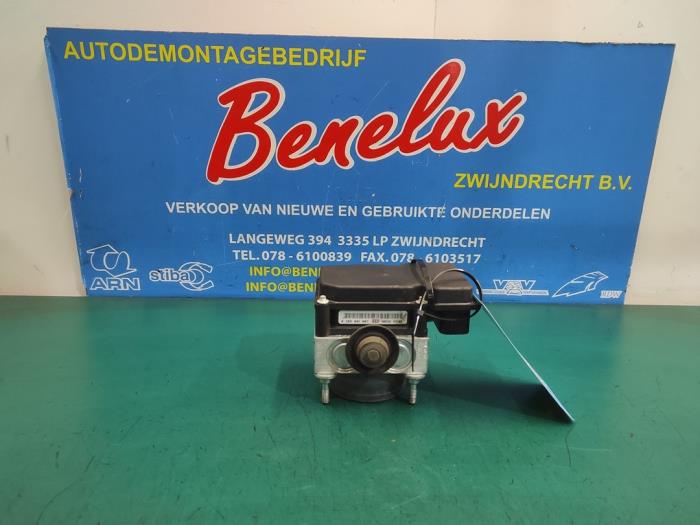 Begagnade ABS-pump Fiat 500 (312) 0.9 TwinAir 85 Pris på förfrågan erbjuds av Benelux Zwijndrecht B.V.