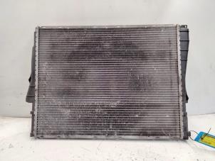 Used Radiator BMW 3 serie Touring (E46/3) 330d 24V Price on request offered by Benelux Zwijndrecht B.V.