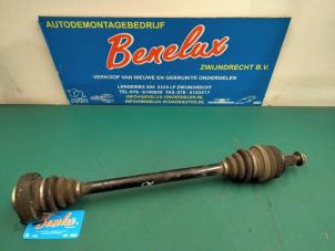 Used Drive shaft, rear right BMW 3 serie (E90) 325i 24V Price on request offered by Benelux Zwijndrecht B.V.