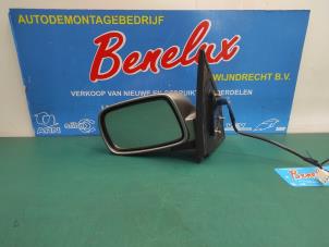 Used Wing mirror, left Toyota Yaris (P1) 1.5 T Sport 16V VVT-i Price on request offered by Benelux Zwijndrecht B.V.