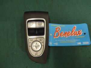 Used Electric window switch Mercedes C (C205) C-250 2.0 16V Price on request offered by Benelux Zwijndrecht B.V.
