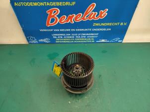 Used Heating and ventilation fan motor Peugeot 107 1.0 12V Price on request offered by Benelux Zwijndrecht B.V.
