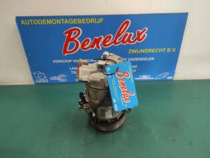 Used Air conditioning pump Renault Clio IV (5R) 0.9 Energy TCE 90 12V Price € 100,00 Margin scheme offered by Benelux Zwijndrecht B.V.