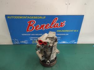Used Air conditioning pump Renault Clio IV (5R) 1.5 Energy dCi 90 FAP Price on request offered by Benelux Zwijndrecht B.V.