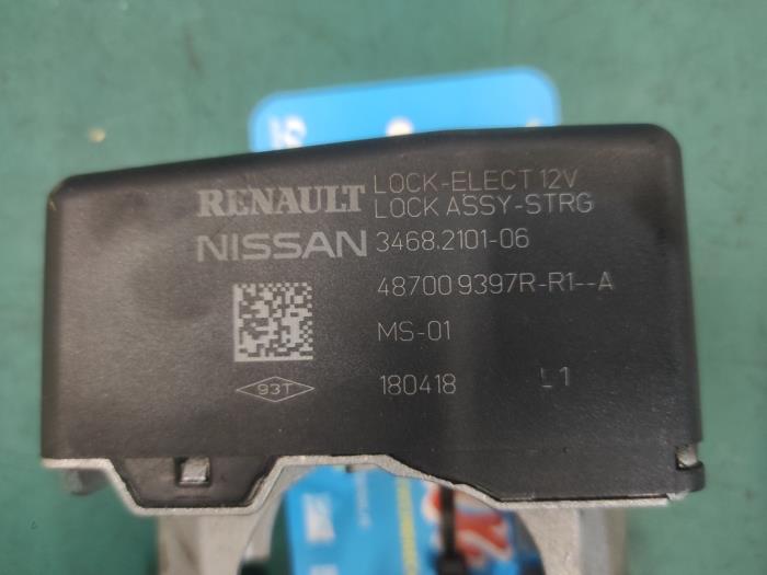 Steering box lock from a Renault Megane IV Estate (RFBK) 1.3 TCE 115 16V 2018
