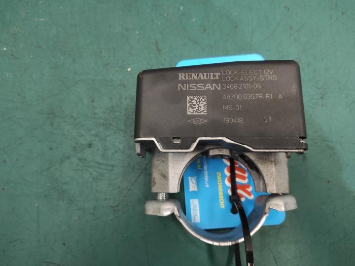 Steering box lock from a Renault Megane IV Estate (RFBK) 1.3 TCE 115 16V 2018