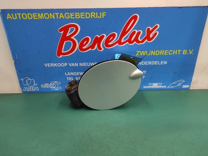 Gebrauchte Tankklappe Ford Fiesta 7 1.1 Ti-VCT 12V 85 Preis auf Anfrage angeboten von Benelux Zwijndrecht B.V.