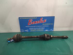 Used Front drive shaft, right Peugeot 308 (4A/C) 1.6 16V THP Autom. Price on request offered by Benelux Zwijndrecht B.V.