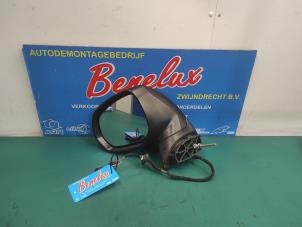 Used Wing mirror, left Peugeot 3008 I (0U/HU) 1.6 HDiF 16V Price on request offered by Benelux Zwijndrecht B.V.