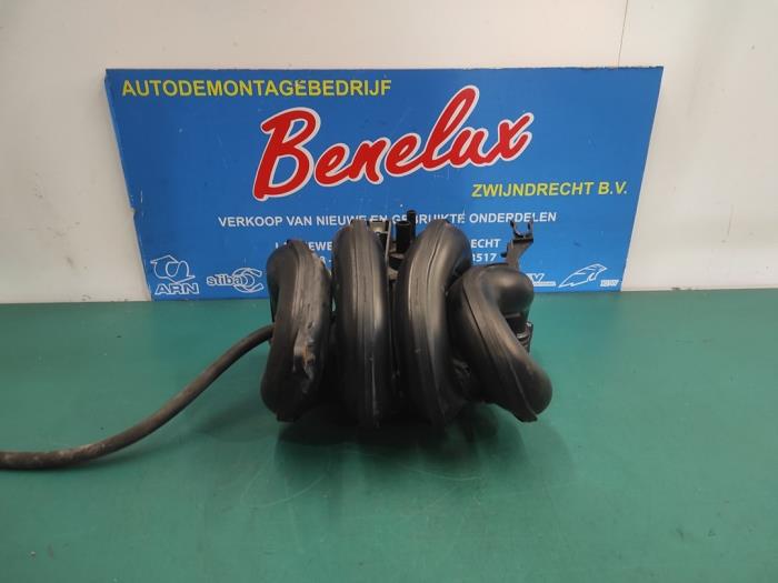 Gebrauchte Ansaugbrugge Daihatsu Sirion 2 (M3) 1.3 16V DVVT Preis auf Anfrage angeboten von Benelux Zwijndrecht B.V.