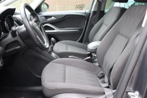 Used Set of upholstery (complete) Opel Zafira Tourer (P12) 1.4 Turbo 16V Ecotec Price on request offered by Benelux Zwijndrecht B.V.