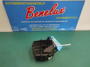 Used Automatic gear selector Volkswagen Up! (121) 1.0 12V 60 Price on request offered by Benelux Zwijndrecht B.V.