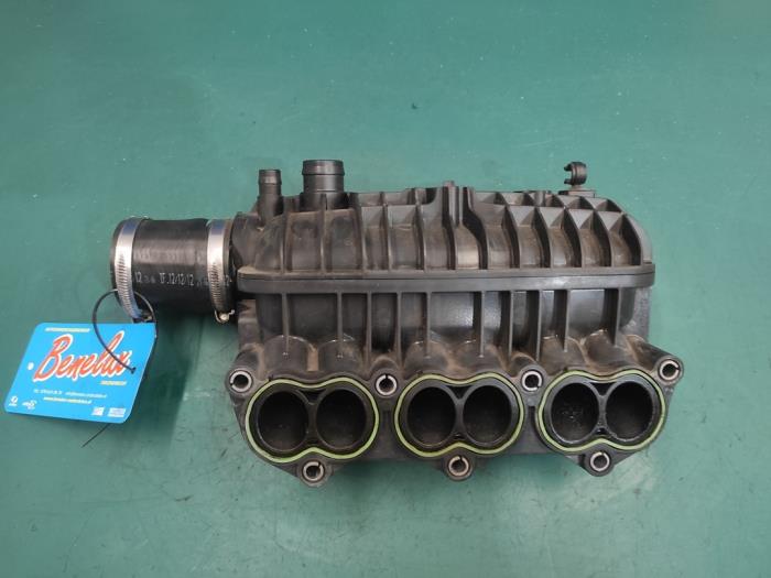 Intake manifold Ford Focus 3 1.0 TiVCT EcoBoost 12V 125 1047092S01 M1DD