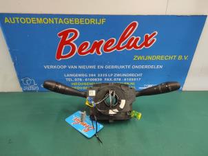 Gebrauchte Kombischalter Lenksäule Peugeot 206 (2A/C/H/J/S) 1.4 XR,XS,XT,Gentry Preis auf Anfrage angeboten von Benelux Zwijndrecht B.V.