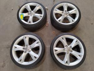 Used Sport rims set + tires Audi A3 (8P1) 2.0 16V FSI Price on request offered by Benelux Zwijndrecht B.V.